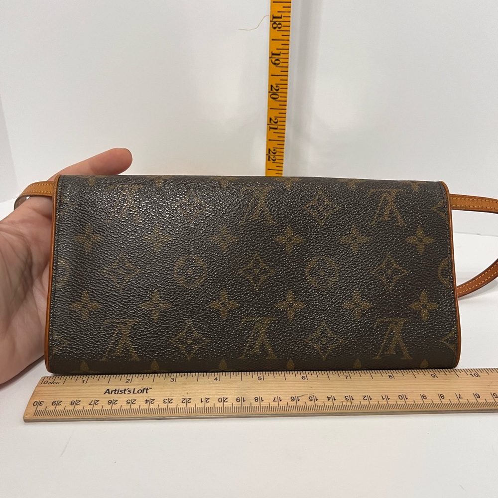 Authentic Louis Vuitton Twin GM Bag - Picture 8 of 12